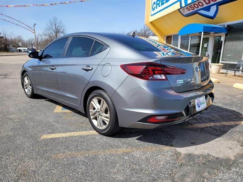 Hyundai Elantra Limited 2019