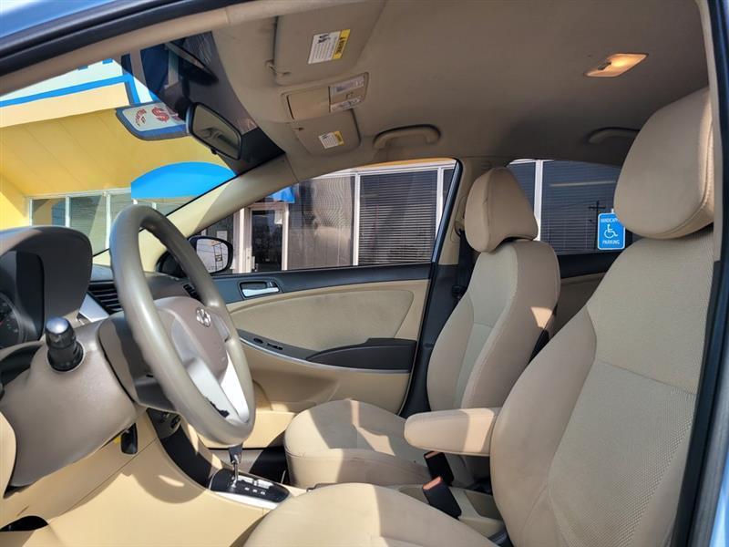 Hyundai Accent GLS 4-Door 2014