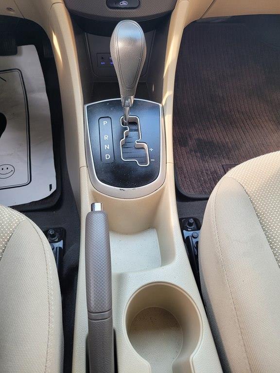 Hyundai Accent GLS 4-Door 2014