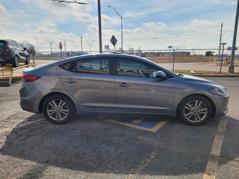 Hyundai Elantra Limited 2018