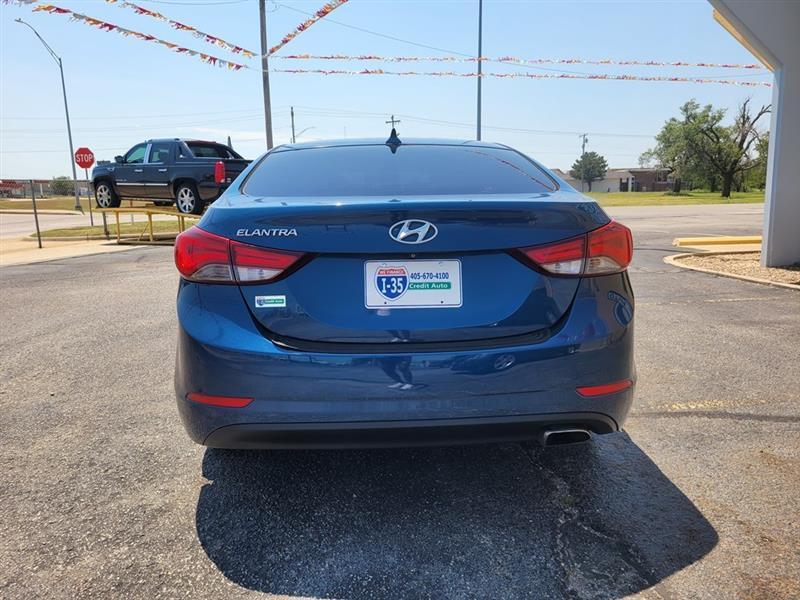 Hyundai Elantra  2014