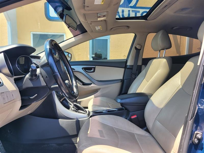 Hyundai Elantra  2014
