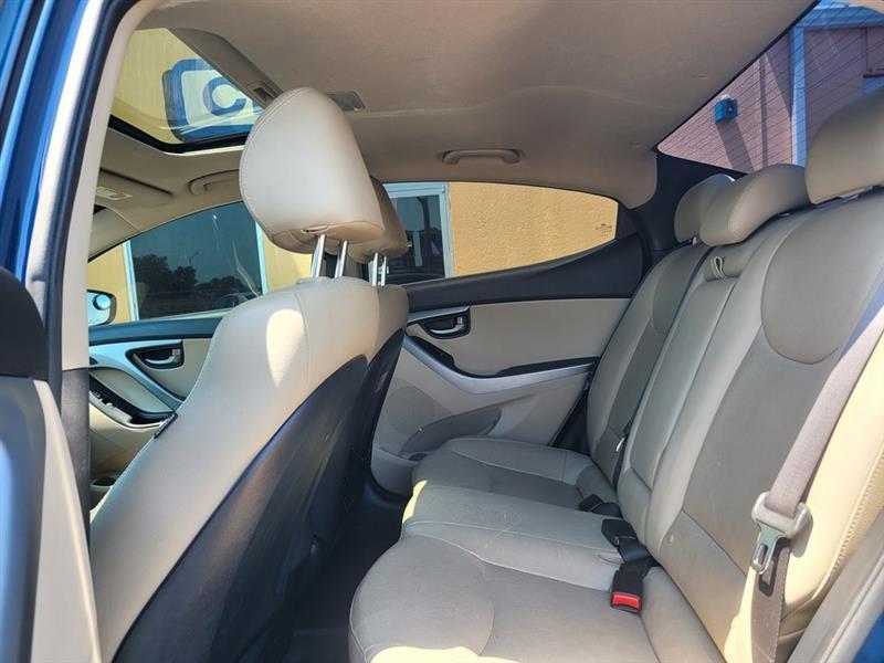 Hyundai Elantra  2014