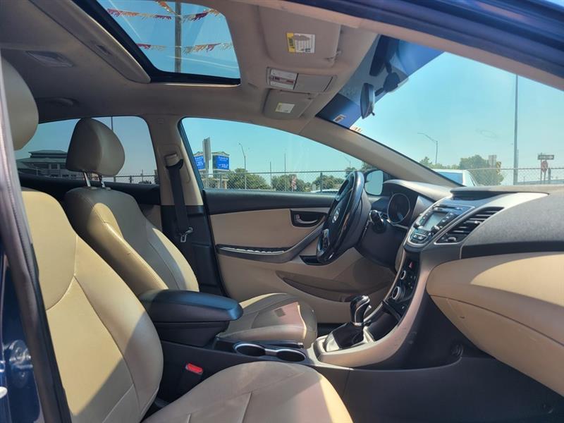 Hyundai Elantra  2014