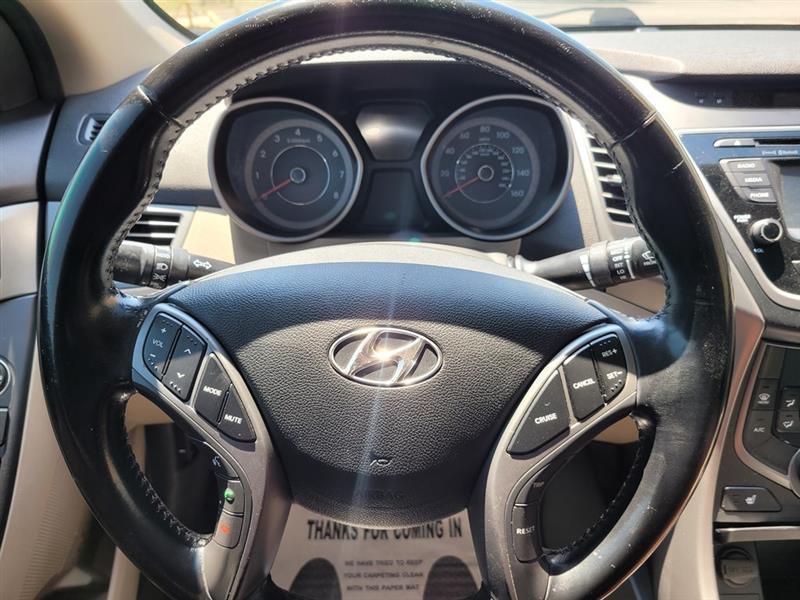 Hyundai Elantra  2014