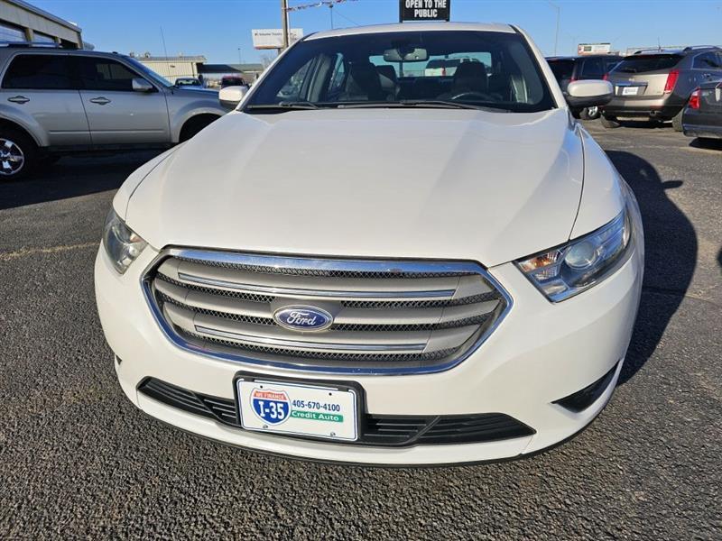 Ford Taurus  2013