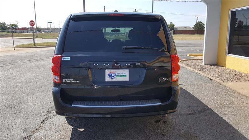 Dodge Grand Caravan R/T 2011