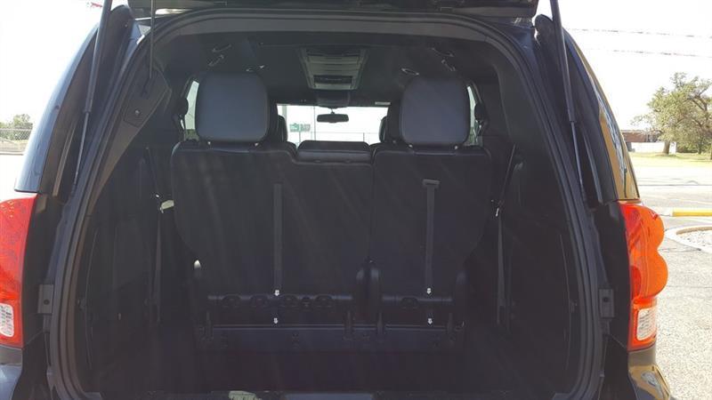 Dodge Grand Caravan R/T 2011