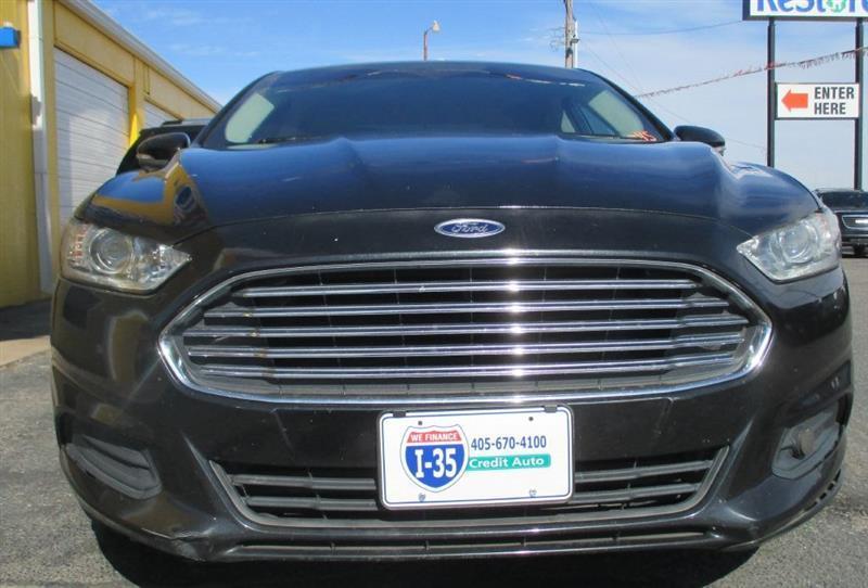 Ford Fusion SE 2013