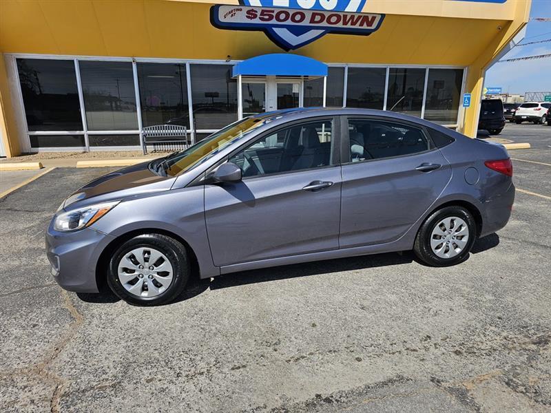 Hyundai Accent SE 4-Door 6A 2017