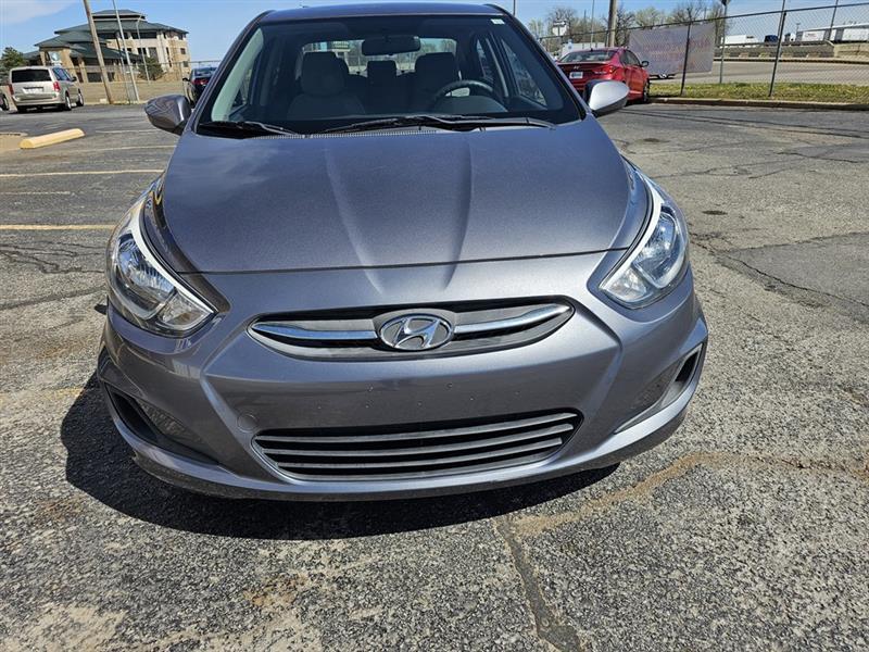 Hyundai Accent SE 4-Door 6A 2017
