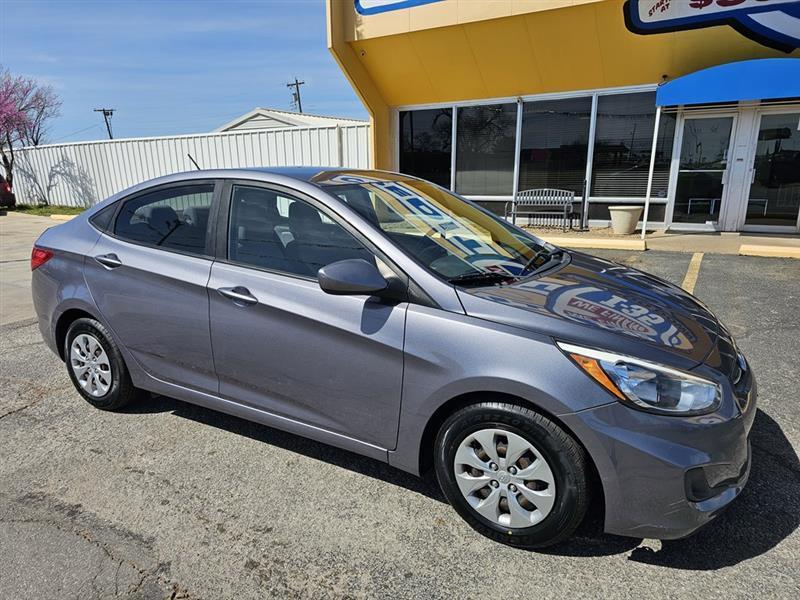 Hyundai Accent SE 4-Door 6A 2017