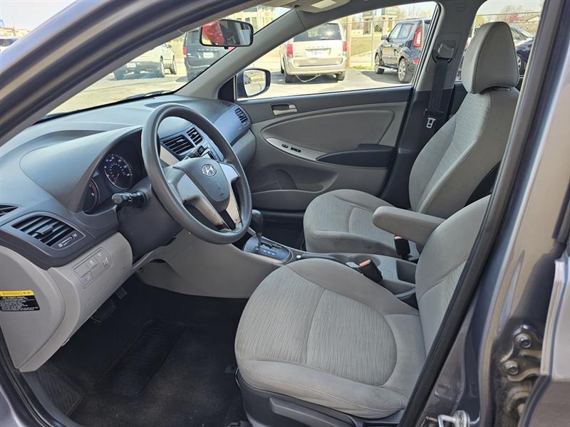 Hyundai Accent SE 4-Door 6A 2017