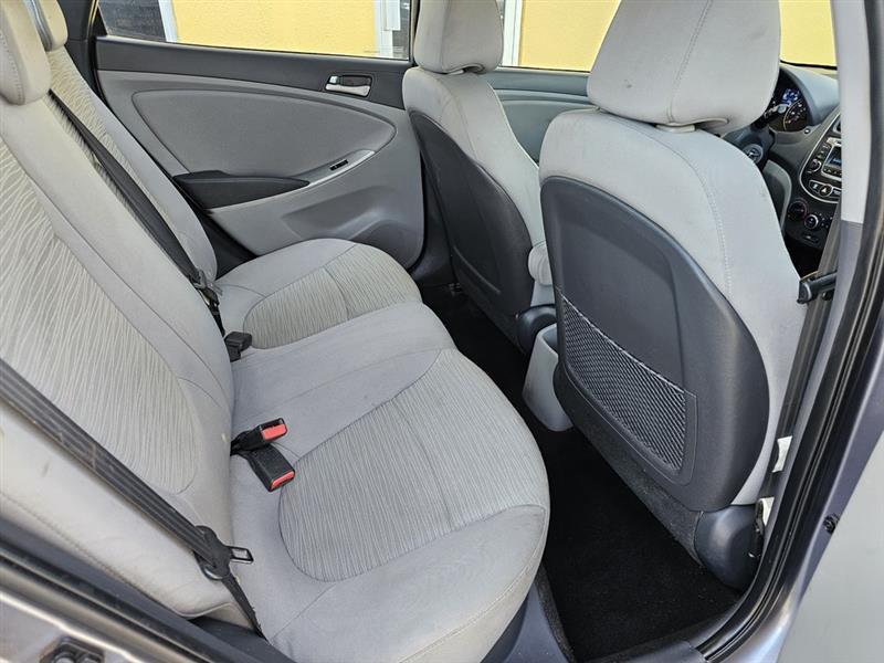 Hyundai Accent SE 4-Door 6A 2017