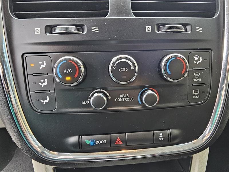 Dodge Grand Caravan SE 2017