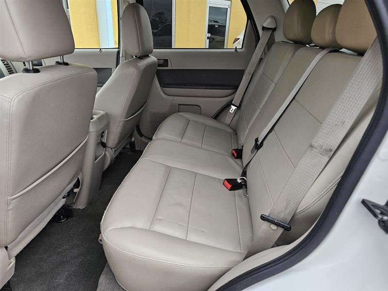 Ford Escape XLT FWD 2010