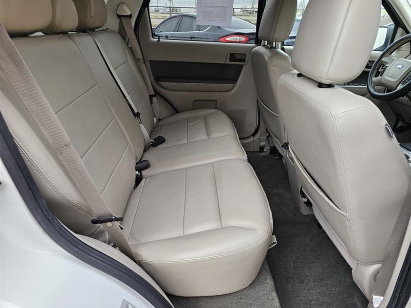 Ford Escape XLT FWD 2010