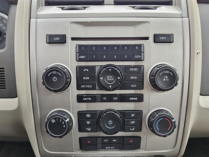 Ford Escape XLT FWD 2010
