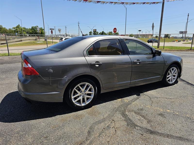 Ford Fusion  2010