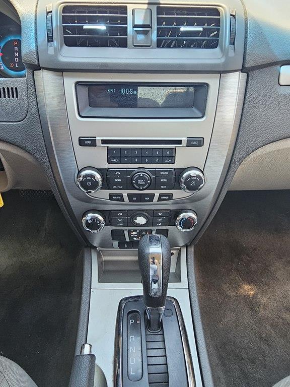 Ford Fusion  2010