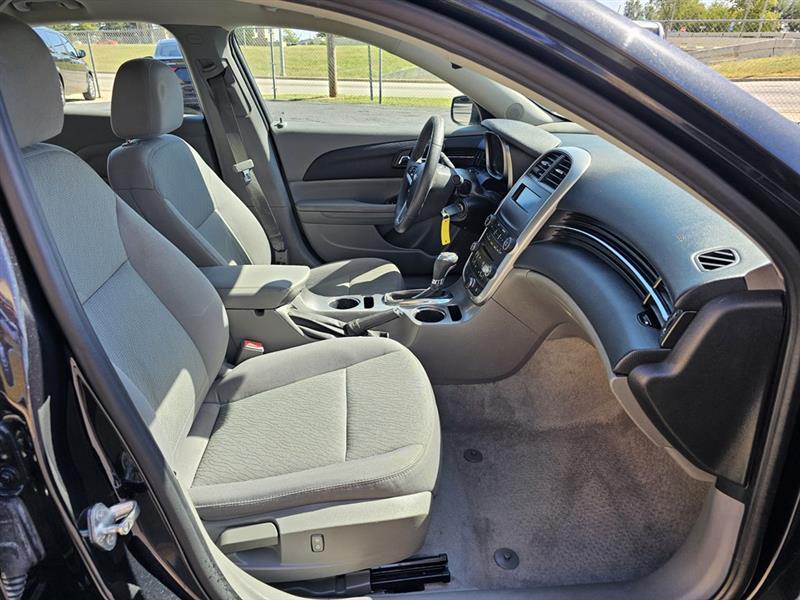 Chevrolet Malibu  2015