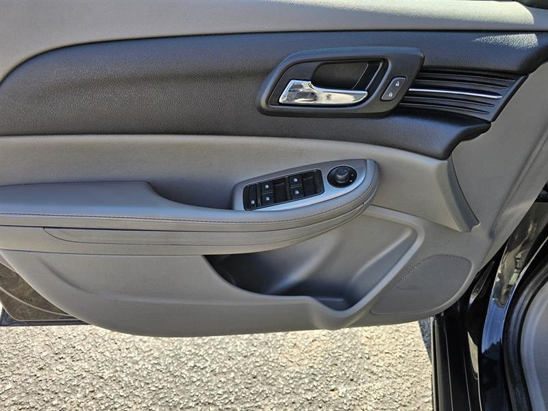 Chevrolet Malibu  2015