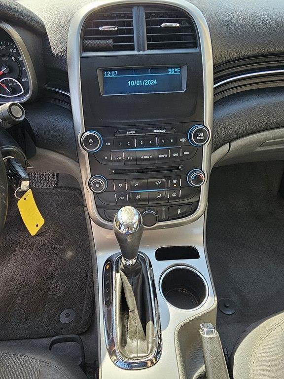 Chevrolet Malibu  2015