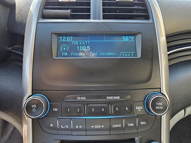 Chevrolet Malibu  2015