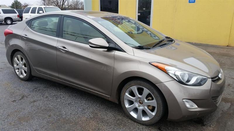 Hyundai Elantra GLS A/T 2011