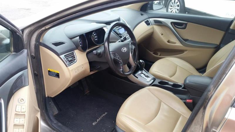 Hyundai Elantra GLS A/T 2011