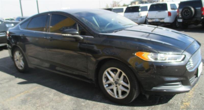 Ford Fusion S 2014