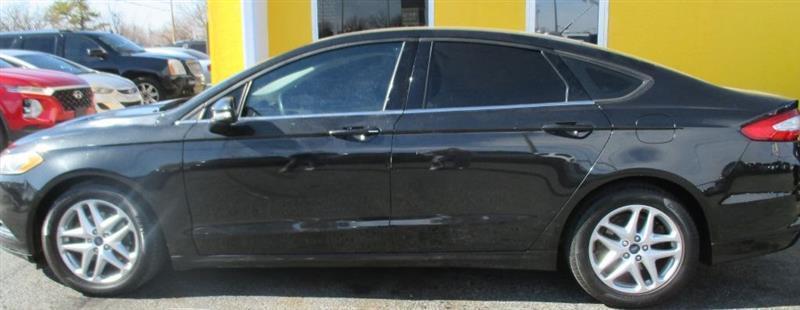 Ford Fusion S 2014