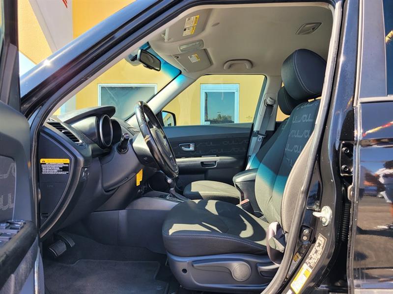 Kia Soul + 2011