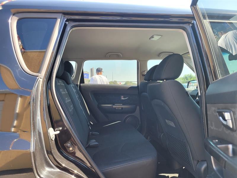 Kia Soul + 2011