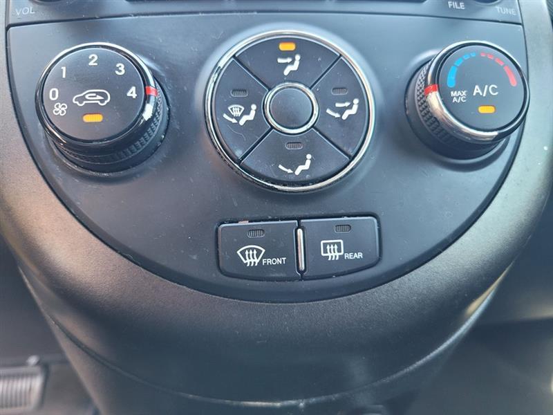 Kia Soul + 2011