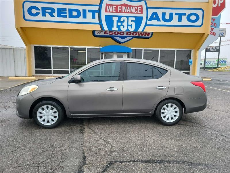 Nissan Versa 1.6 S Sedan 2012
