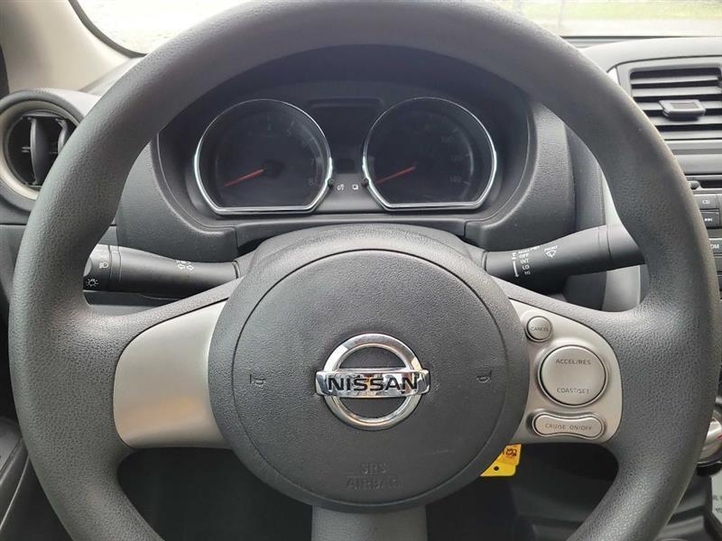 Nissan Versa 1.6 S Sedan 2012