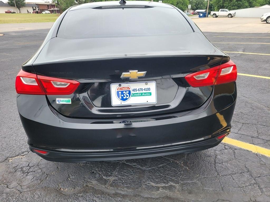 Chevrolet Malibu  2017