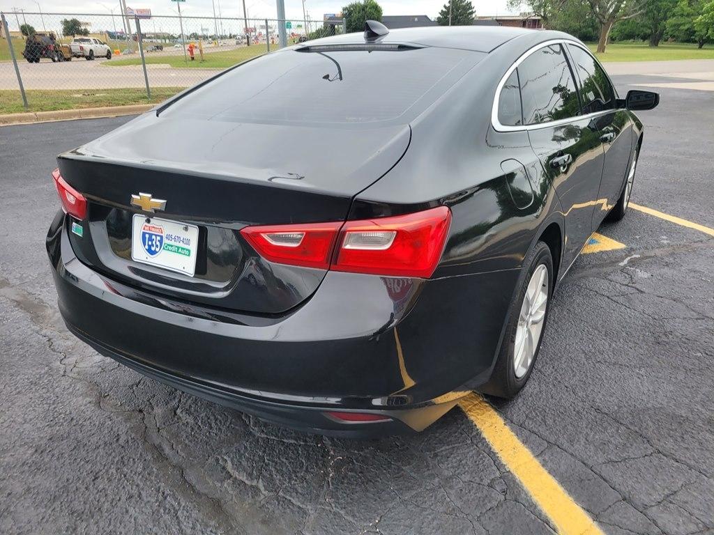 Chevrolet Malibu  2017