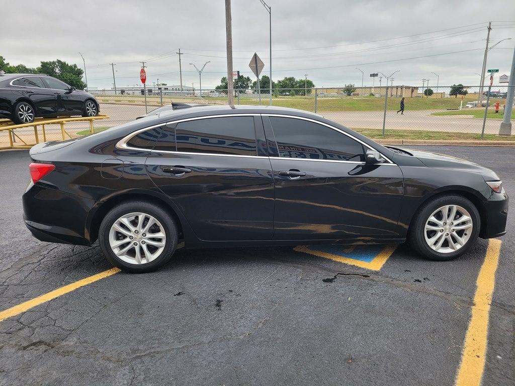Chevrolet Malibu  2017