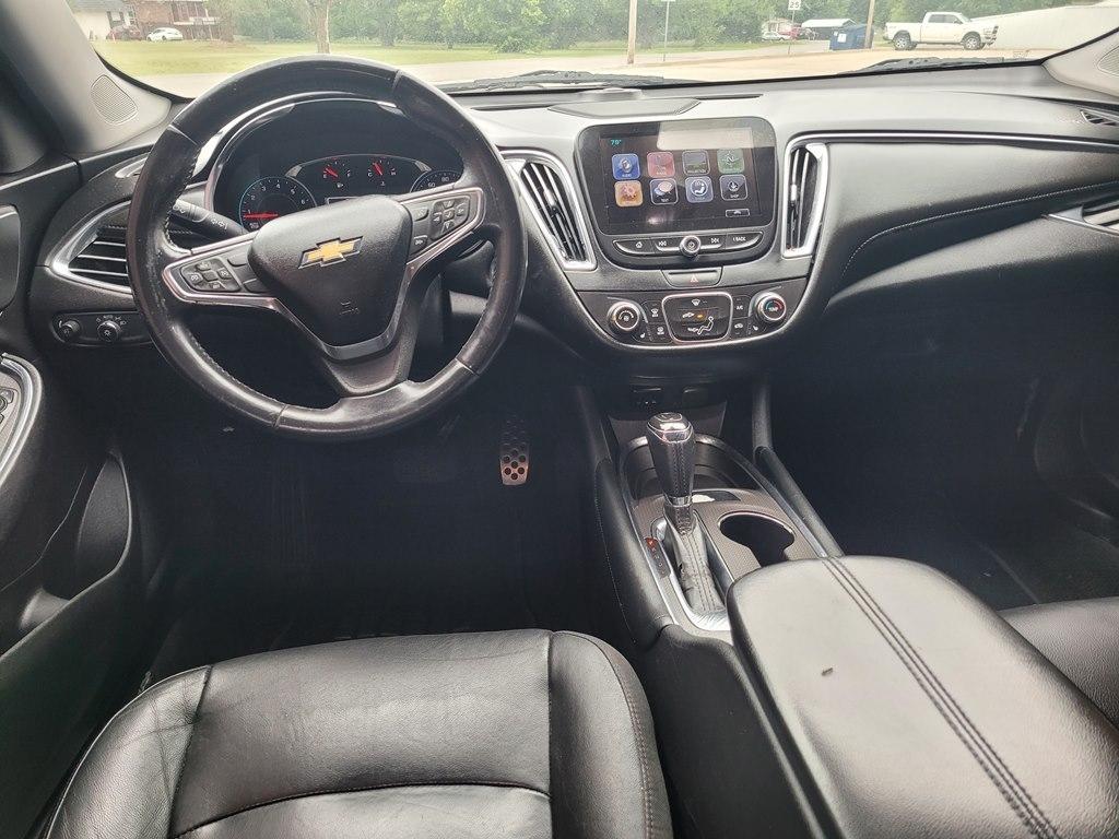 Chevrolet Malibu  2017