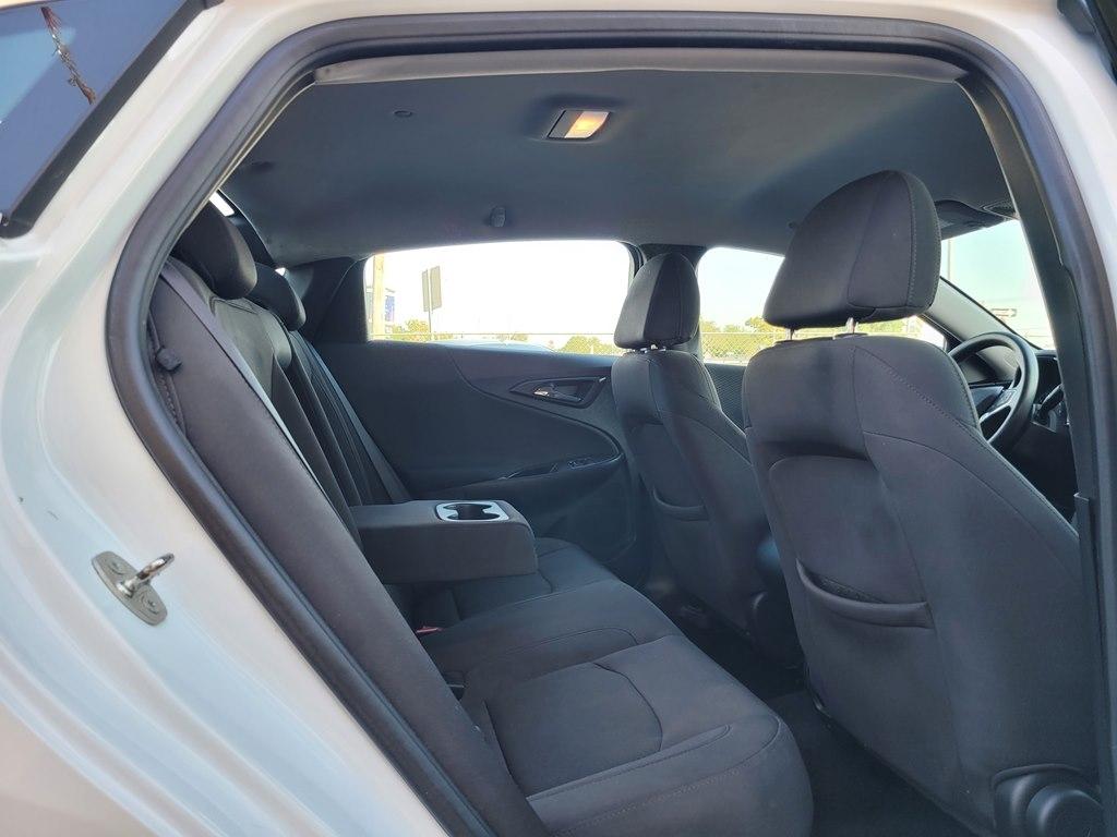Chevrolet Malibu 4dr Sdn LS w/1LS 2017