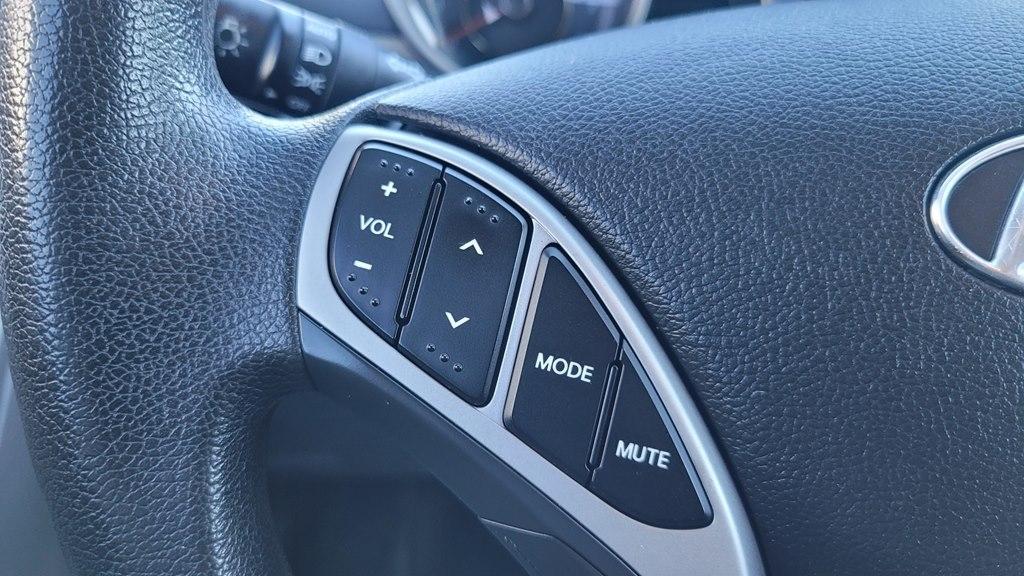 Hyundai Elantra 4dr Sdn Auto GLS (Ulsan Plant) 2011