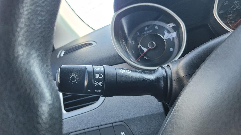 Hyundai Elantra 4dr Sdn Auto GLS (Ulsan Plant) 2011