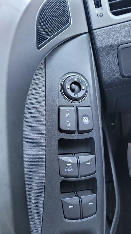 Hyundai Elantra 4dr Sdn Auto GLS (Ulsan Plant) 2011