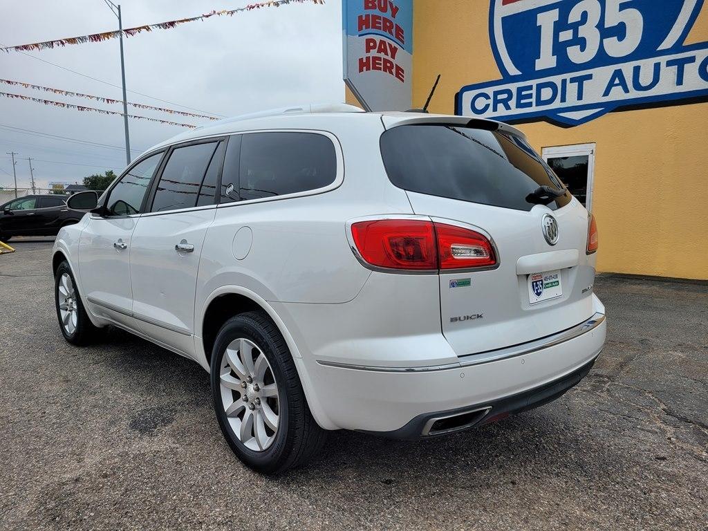 Buick Enclave FWD 4dr Leather 2017