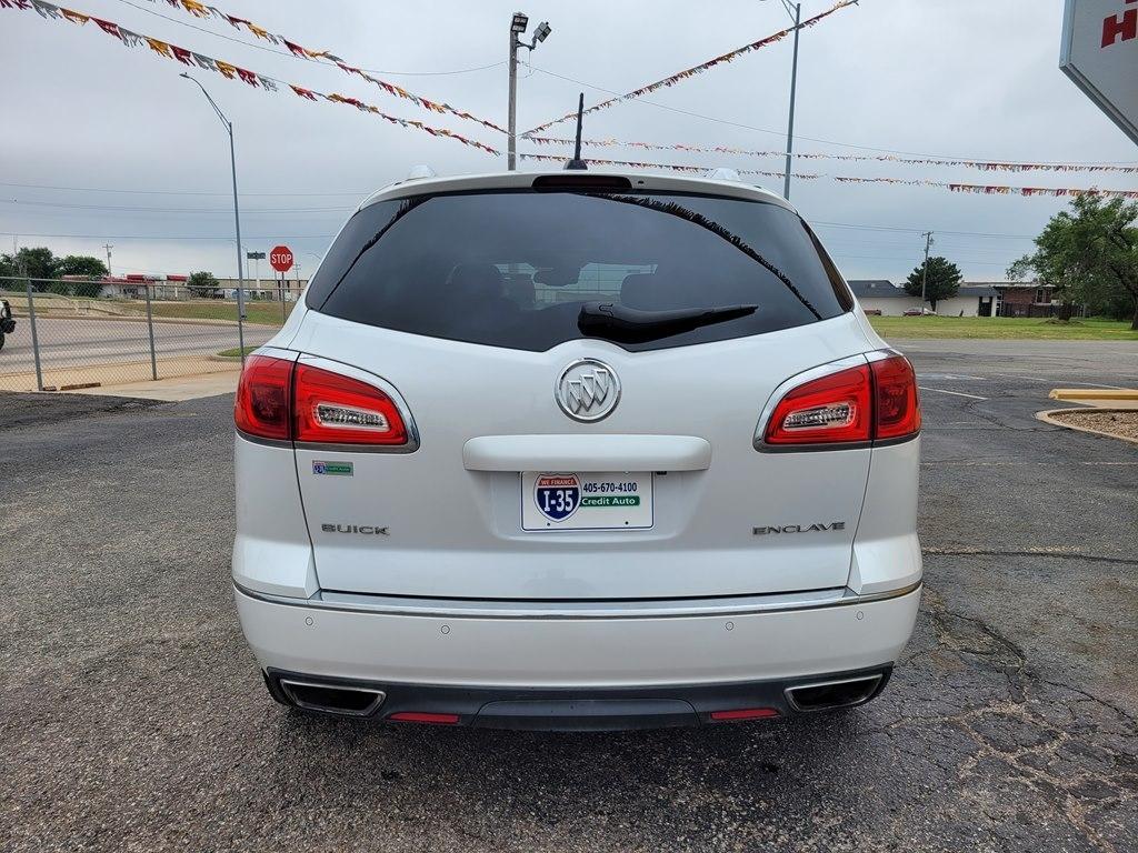 Buick Enclave FWD 4dr Leather 2017
