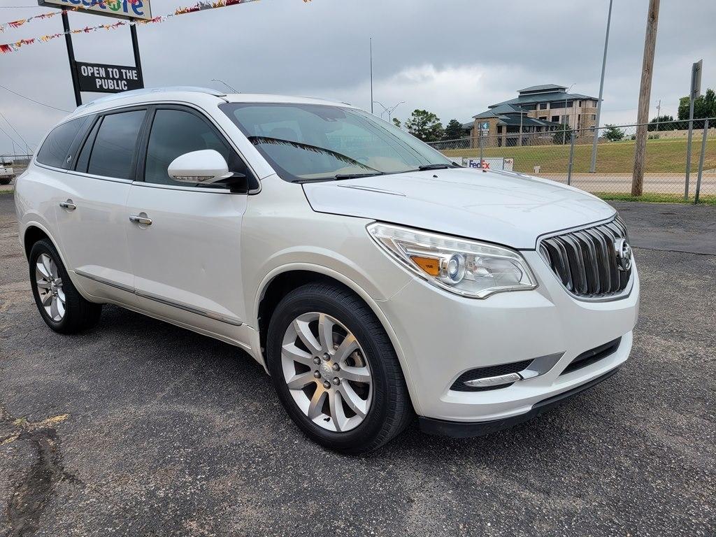 Buick Enclave FWD 4dr Leather 2017