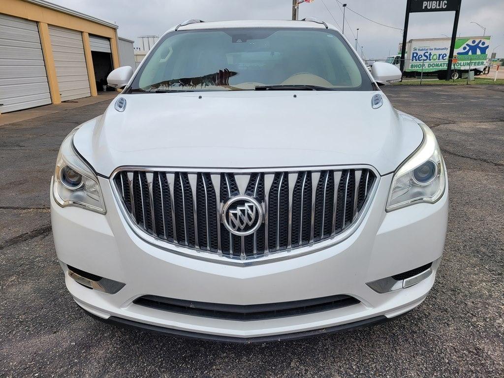 Buick Enclave FWD 4dr Leather 2017