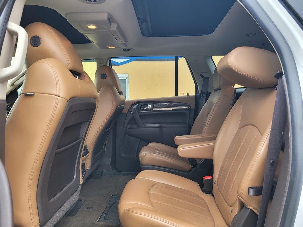 Buick Enclave FWD 4dr Leather 2017